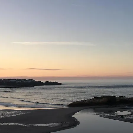 Con Hermosas Vistas A La Playa Del Altar Sieiro